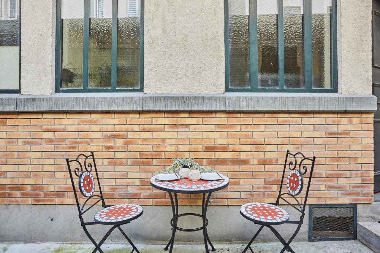 Apartment Center Of Paris By Studio Prestige Exterior photo