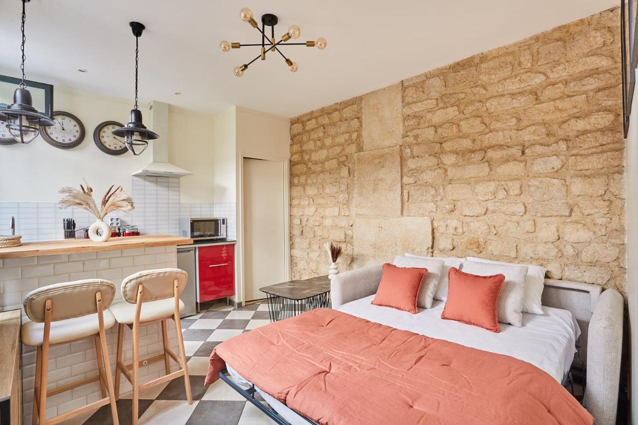Apartment Center Of Paris By Studio Prestige Exterior photo